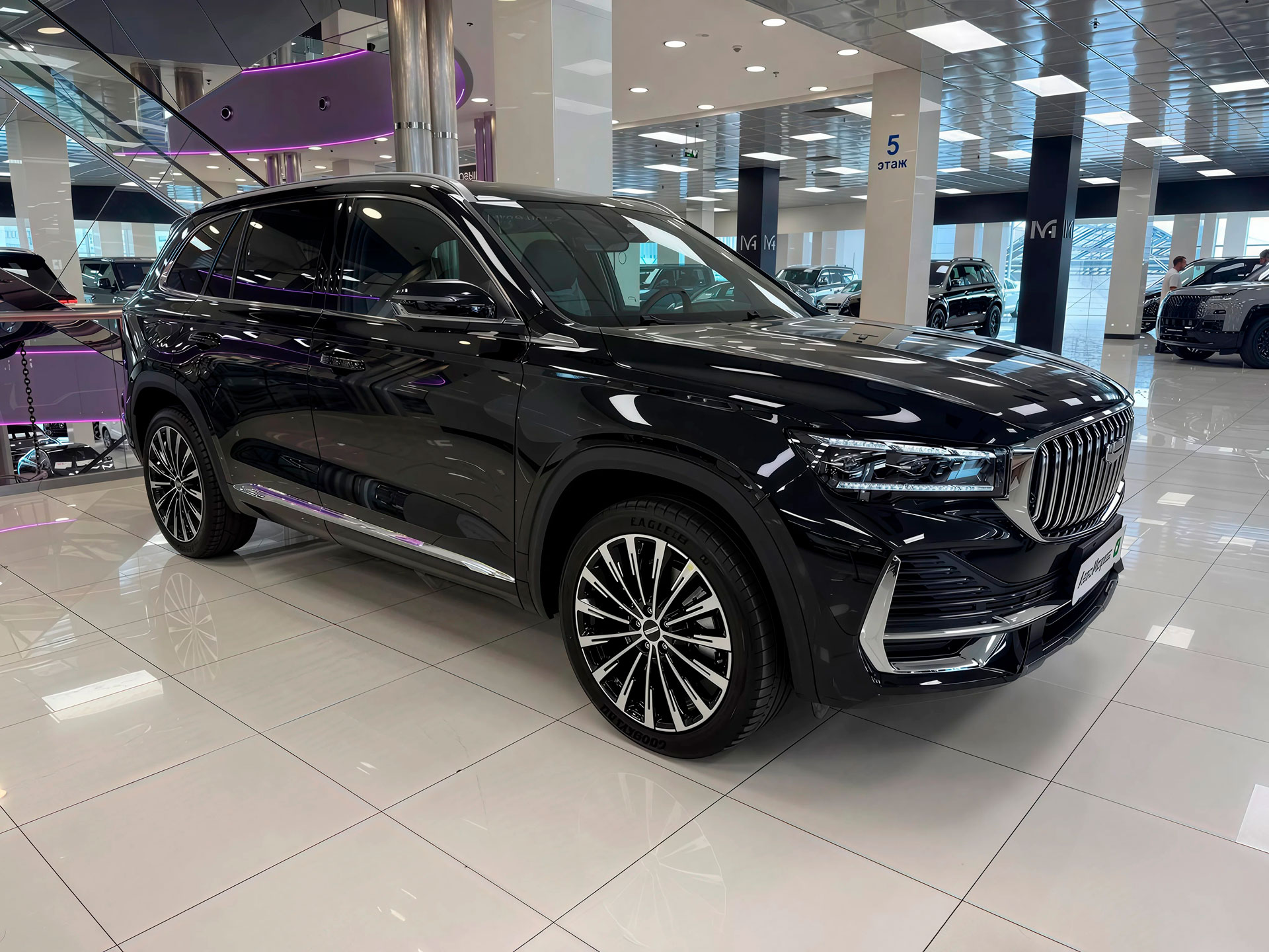 Geely Monjaro Ink Black